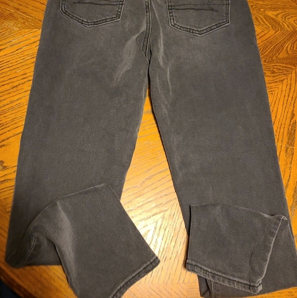 AE mom jeans size 00 - Picture 2 of 5